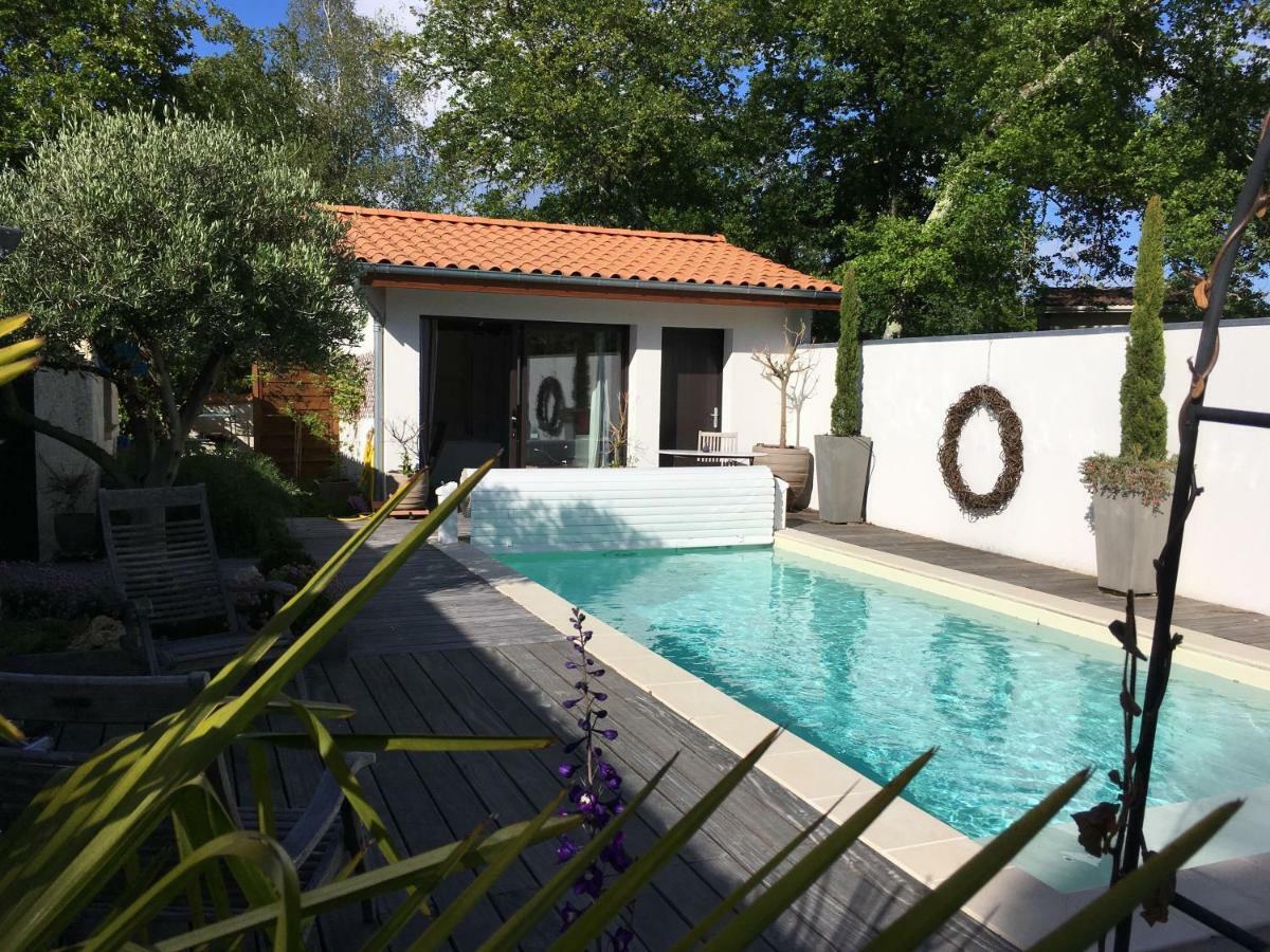 La Casa Bonita Bed & Breakfast Martignas-sur-Jalle Bagian luar foto